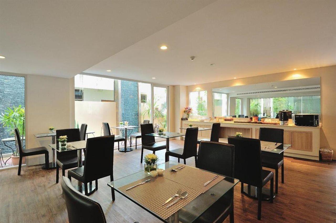 Nantra Retreat And Spa Bangkok Bagian luar foto
