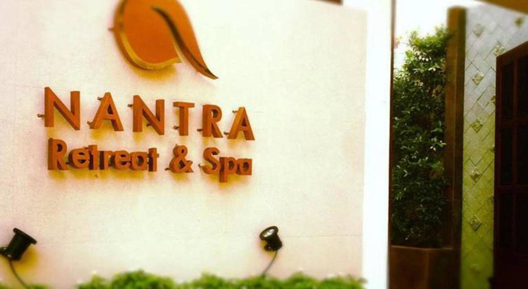 Nantra Retreat And Spa Bangkok Bagian luar foto